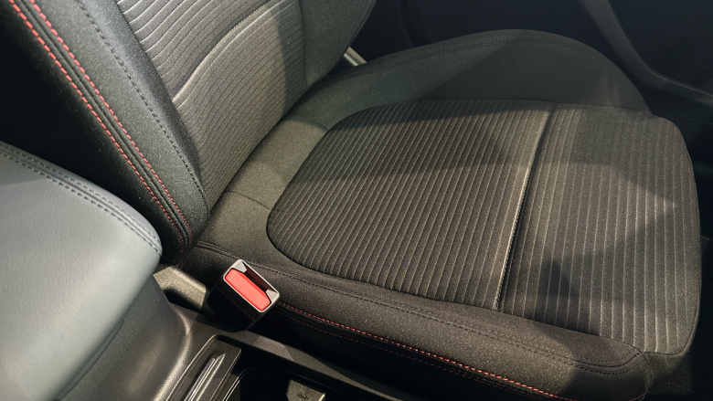 Ford Focus 1.0 EcoBoost Hybrid mHEV 155 ST-Line 5dr Auto Petrol Hatchback